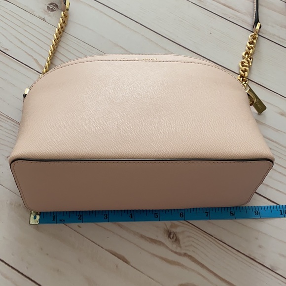 Michael Kors Jet Set Travel MD Dome Crossbody Bag - Picture 8 of 15